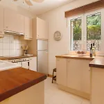 Hideaway Никиана